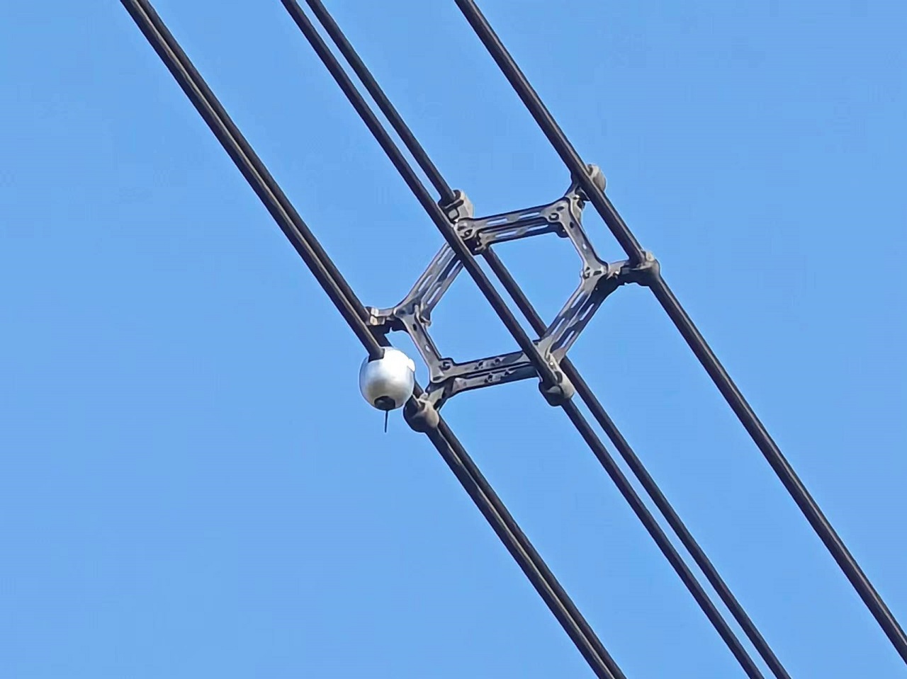 特力康電網(wǎng)線路弧垂監(jiān)測(cè)裝置